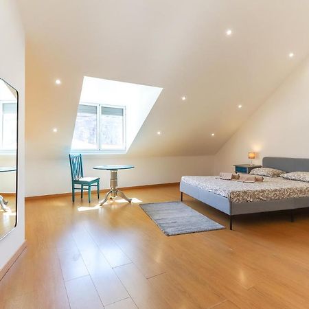 Vita Portucale ! Concept Apartment Campo Ourique Lisboa Eksteriør billede